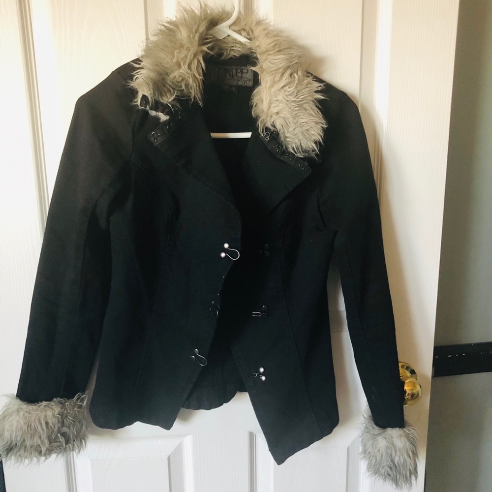 Jacket - Picture 3 of 3